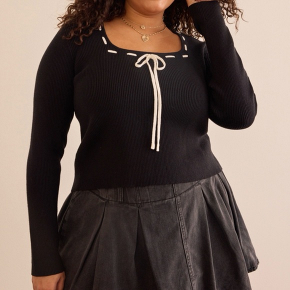 ARULA Tops - NEW Arula Black Ribbon Sweater Plus Size C / 3X NWT
